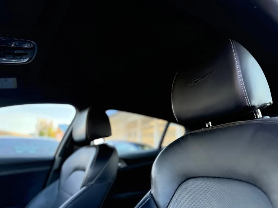 2020 Kia Stinger GT - Image 15 of 20