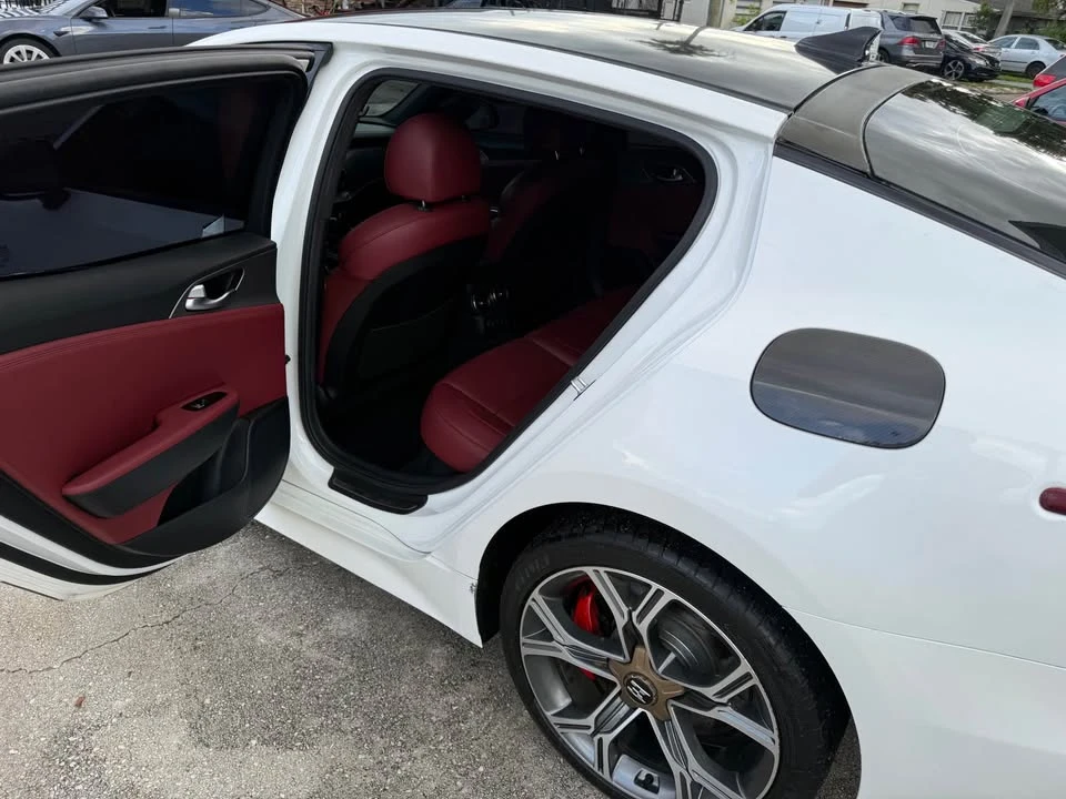 2020 Kia Stinger GT - Image 7 of 14
