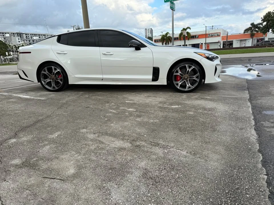 2020 Kia Stinger GT - Image 4 of 14