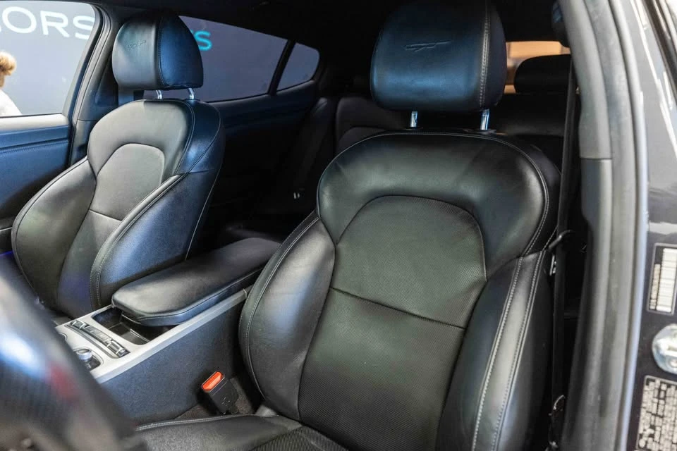 2020 Kia Stinger GT - Image 6 of 9