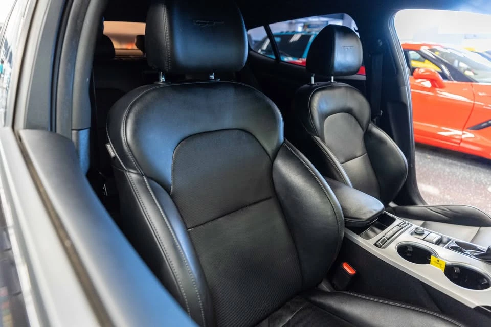 2020 Kia Stinger GT - Image 8 of 9