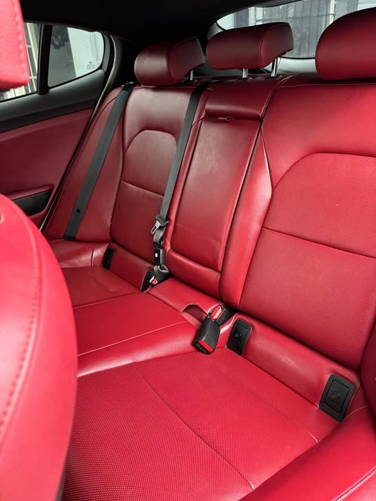 2020 Kia Stinger GT - Image 12 of 14