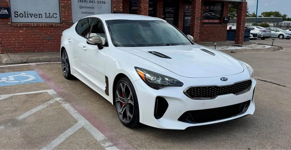 2020 Kia Stinger GT - Image 2 of 16