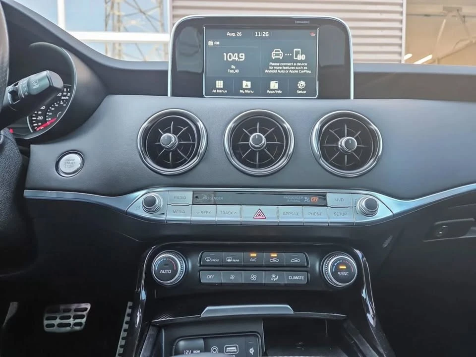 2020 Kia Stinger GT - Image 10 of 11
