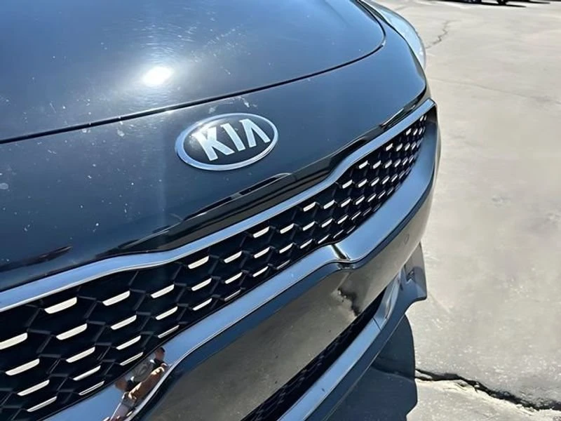 2020 Kia Stinger GT - Image 10 of 20