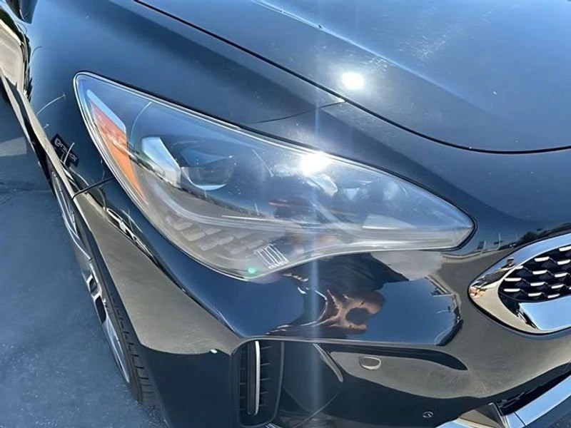 2020 Kia Stinger GT - Image 9 of 20