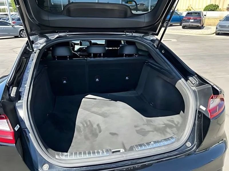 2020 Kia Stinger GT - Image 15 of 20