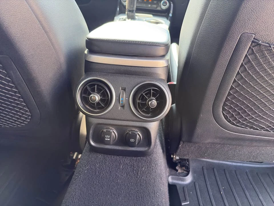 2020 Kia Stinger GT - Image 19 of 20
