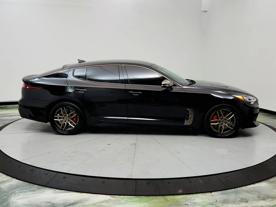 2020 Kia Stinger GT - Image 4 of 12