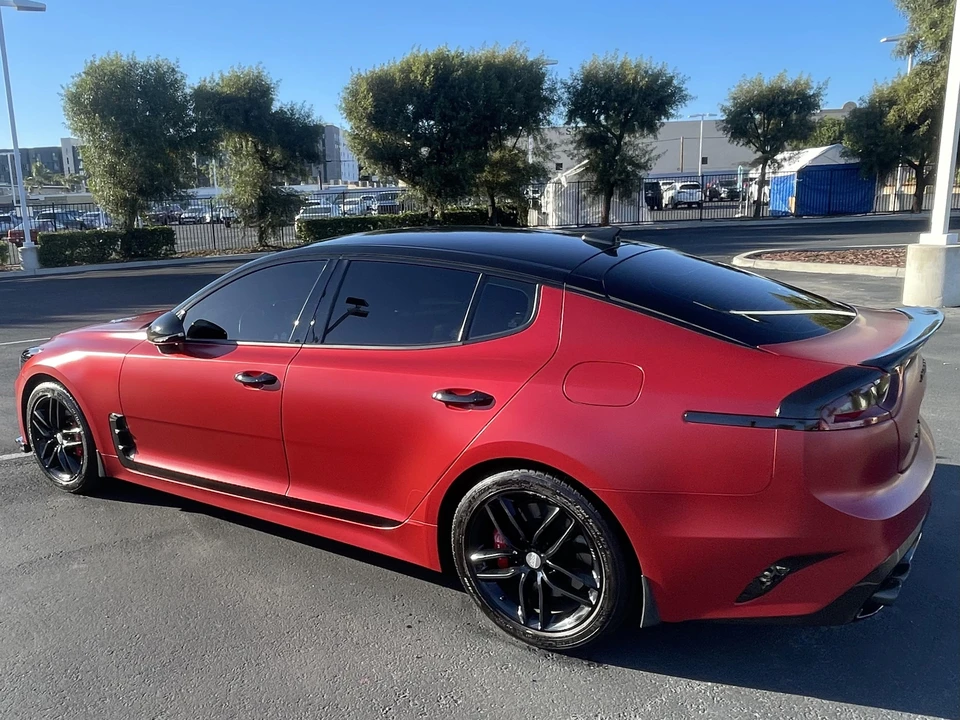 2020 Kia Stinger GT - Image 17 of 31