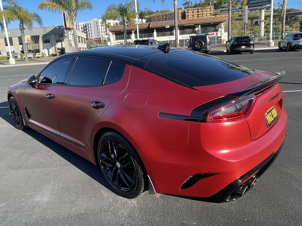 2020 Kia Stinger GT - Image 21 of 31