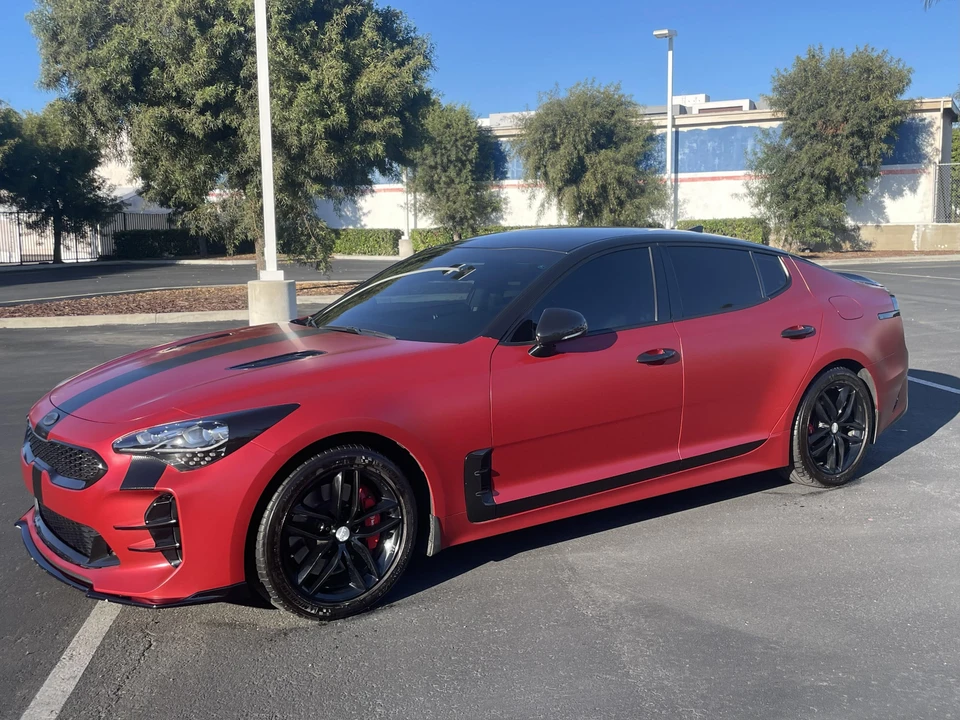 2020 Kia Stinger GT - Image 10 of 31