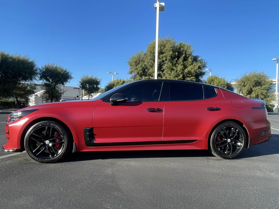 2020 Kia Stinger GT - Image 14 of 31