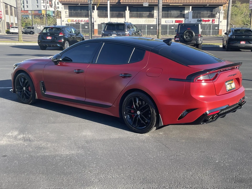 2020 Kia Stinger GT - Image 18 of 31