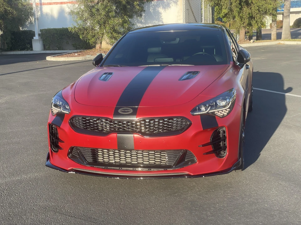 2020 Kia Stinger GT - Image 8 of 31