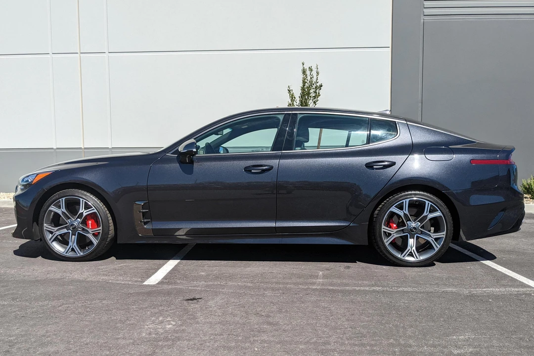 2020 Kia Stinger GT - Image 3 of 31