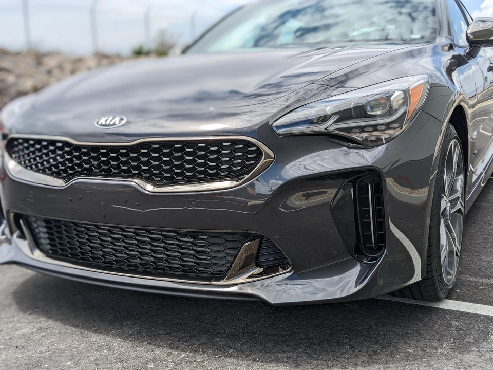 2020 Kia Stinger GT - Image 11 of 31