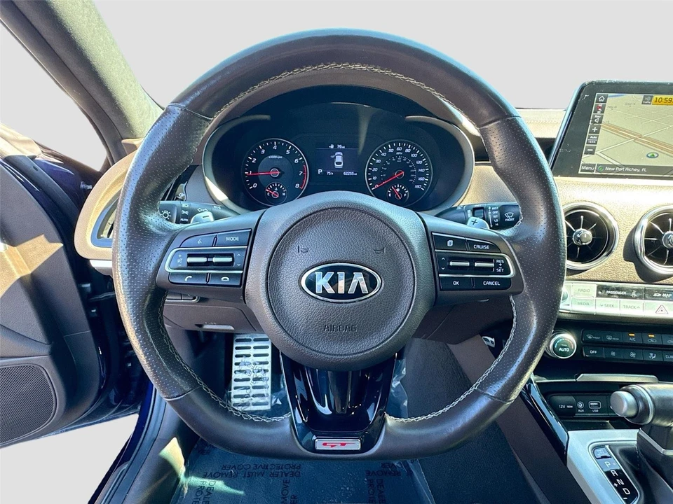 2020 Kia Stinger GT - Image 11 of 21