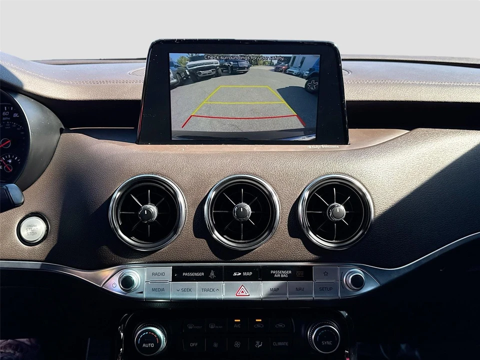 2020 Kia Stinger GT - Image 13 of 21