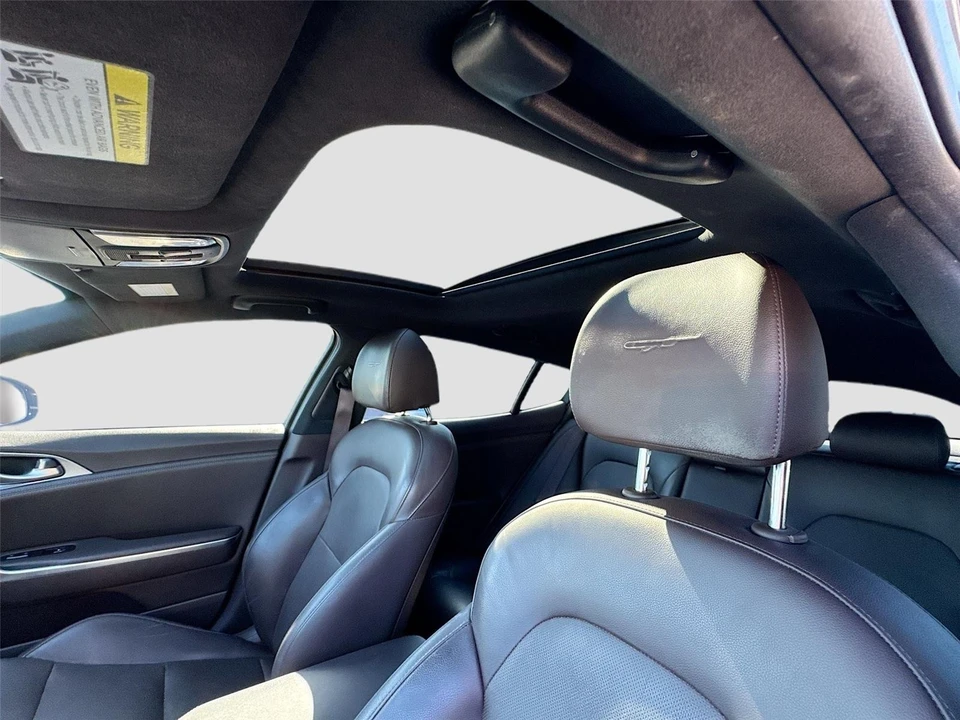 2020 Kia Stinger GT - Image 20 of 21