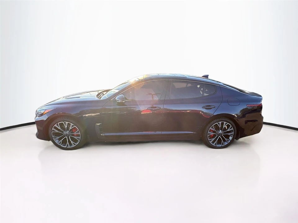2020 Kia Stinger GT - Image 4 of 16