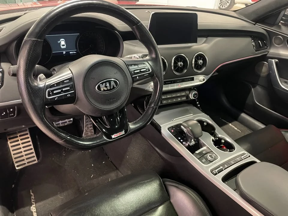 2020 Kia Stinger GT - Image 9 of 11