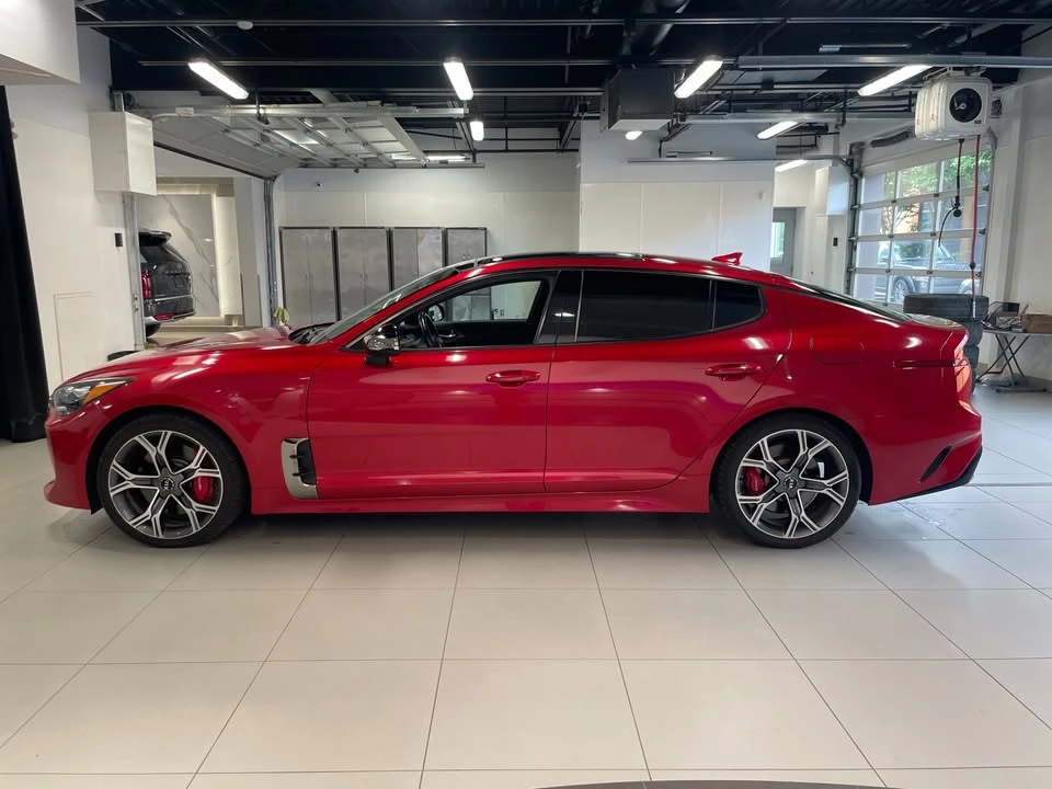 2020 Kia Stinger GT - Image 8 of 11