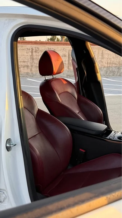 2020 Kia Stinger - Image 13 of 18