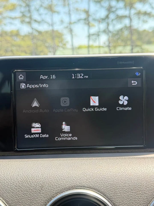 2020 Kia Stinger - Image 9 of 17