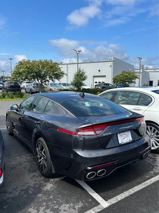 2020 Kia Stinger GT - Image 6 of 10