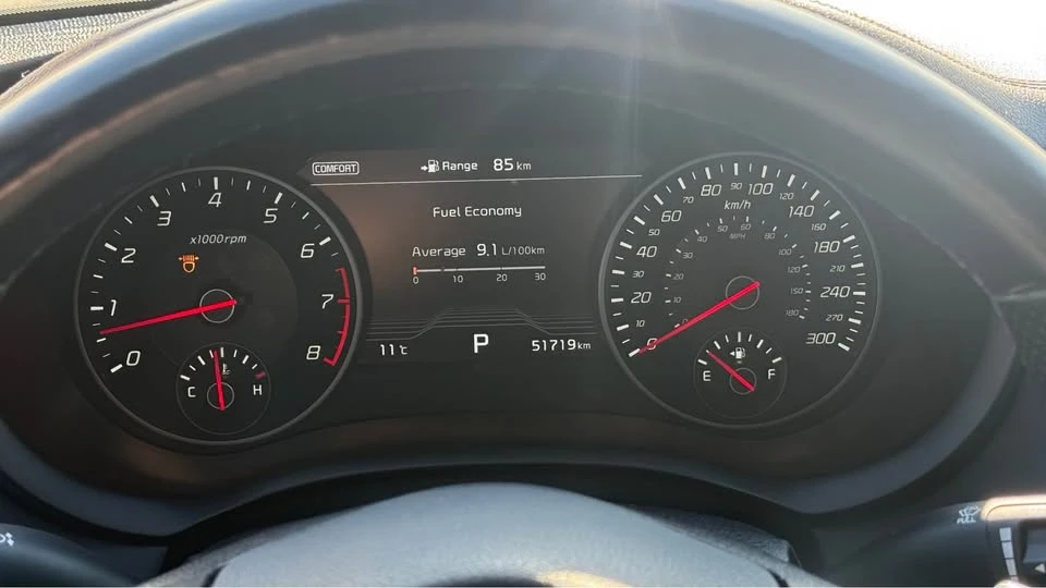2020 Kia Stinger GT - Image 11 of 17
