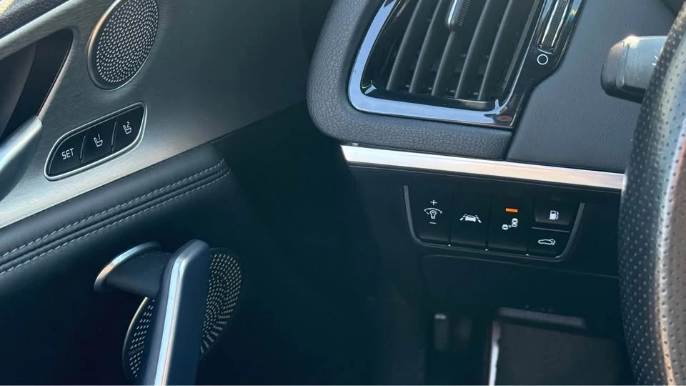 2020 Kia Stinger GT - Image 17 of 17