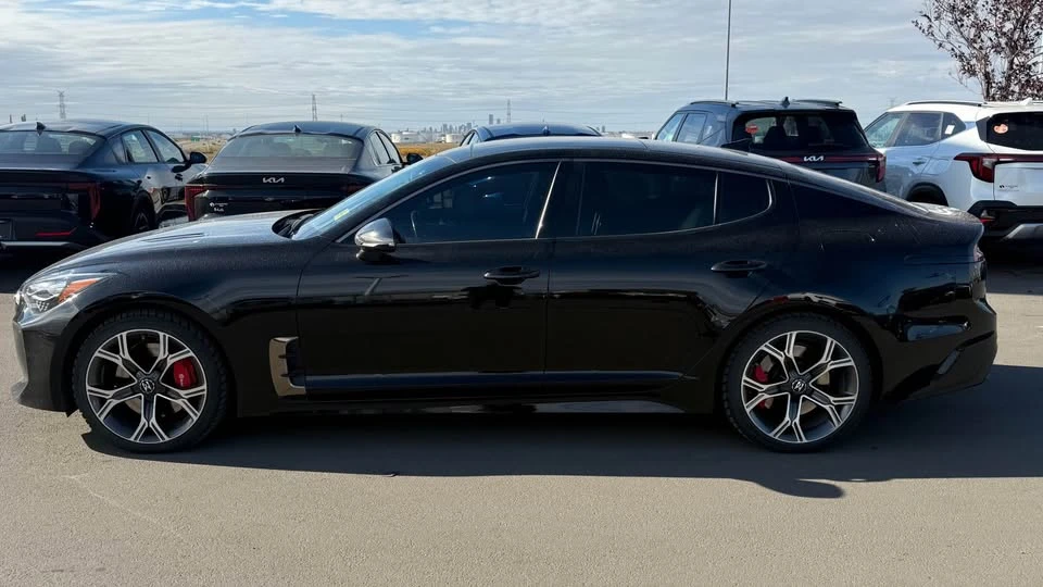 2020 Kia Stinger GT - Image 4 of 17