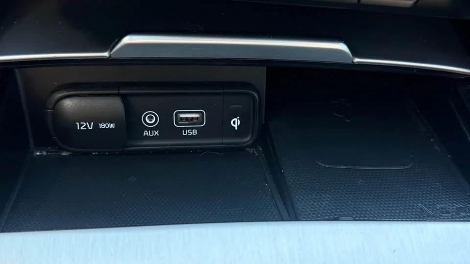 2020 Kia Stinger GT - Image 16 of 17