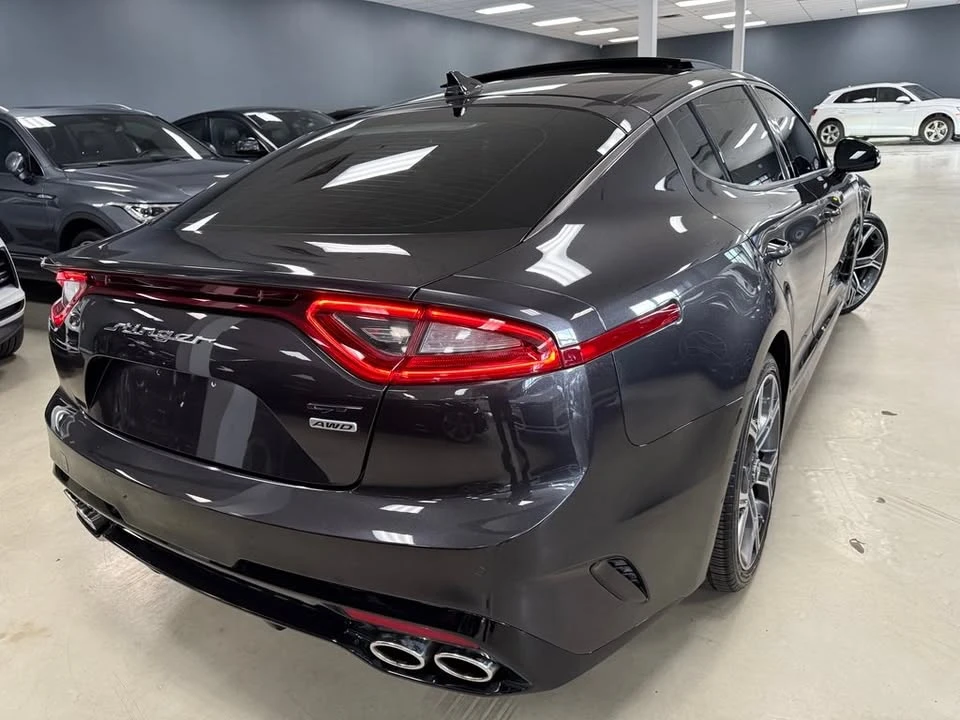 2020 Kia Stinger GT - Image 15 of 20