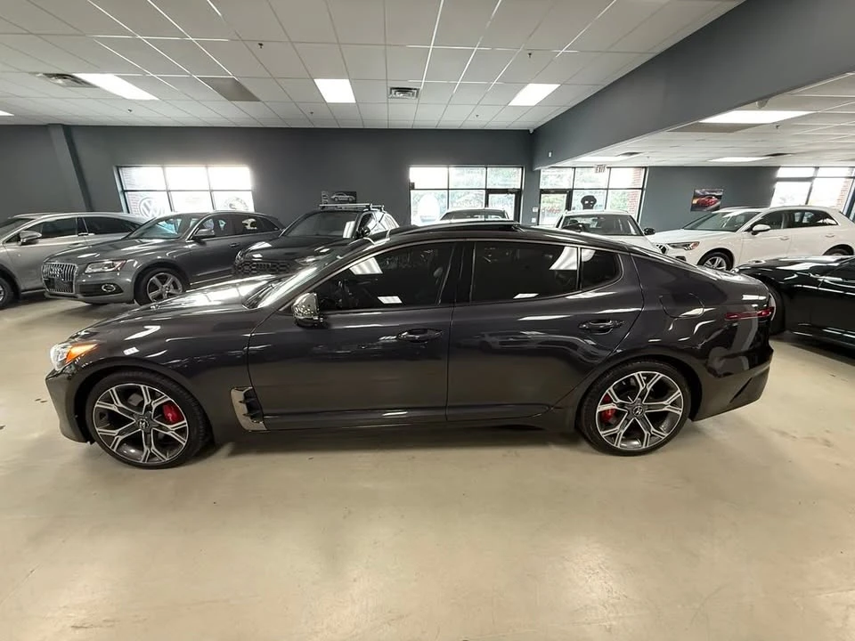 2020 Kia Stinger GT - Image 2 of 20