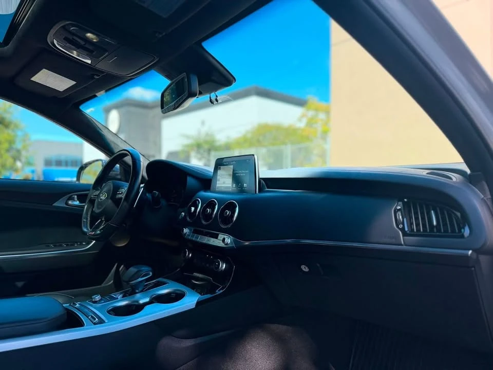 2020 Kia Stinger GT - Image 8 of 20