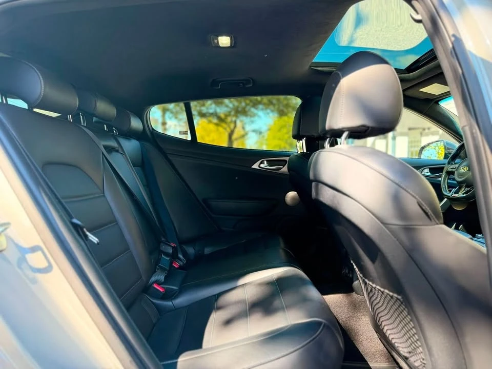 2020 Kia Stinger GT - Image 13 of 20