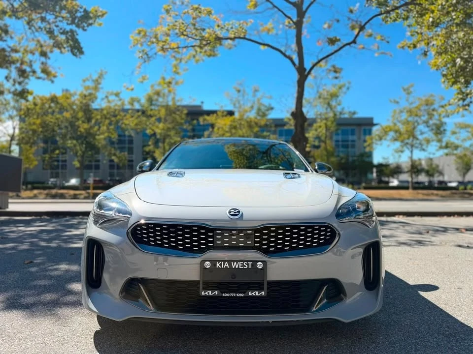 2020 Kia Stinger GT - Image 2 of 20