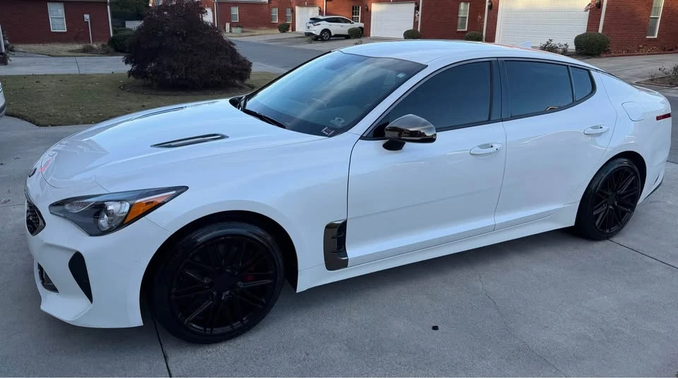 2020 Kia Stinger - Image 3 of 9