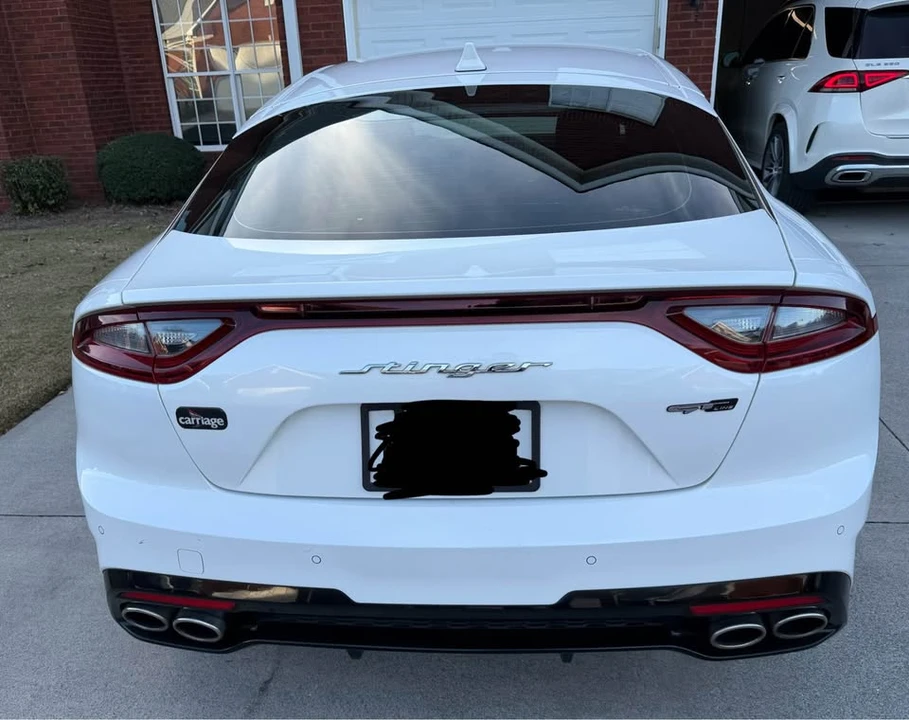 2020 Kia Stinger - Image 2 of 9
