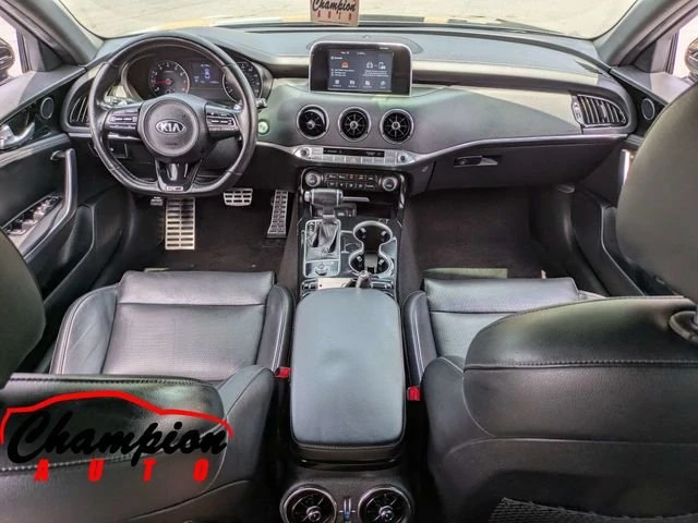 2020 Kia Stinger - Image 18 of 20