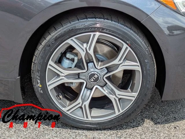 2020 Kia Stinger - Image 12 of 20
