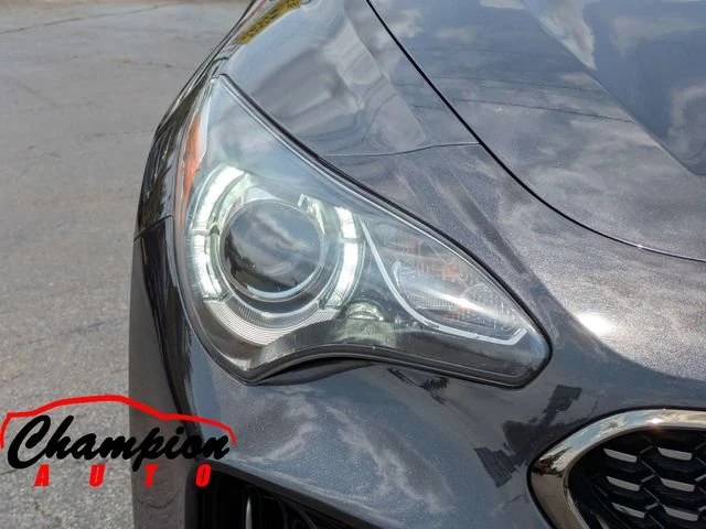 2020 Kia Stinger - Image 11 of 20