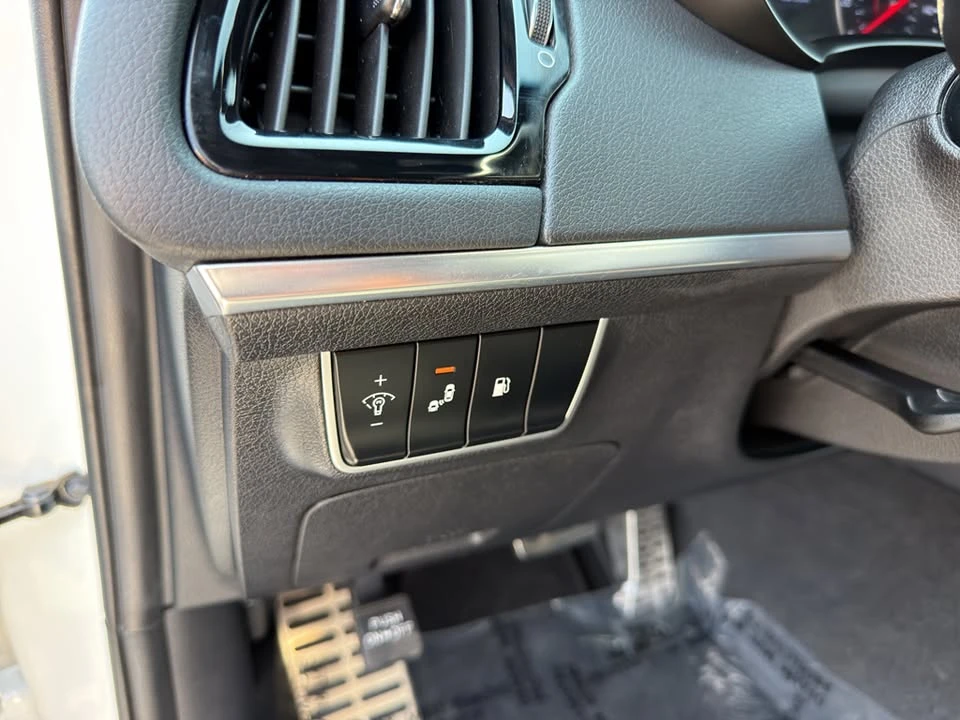 2020 Kia Stinger GT - Image 17 of 20