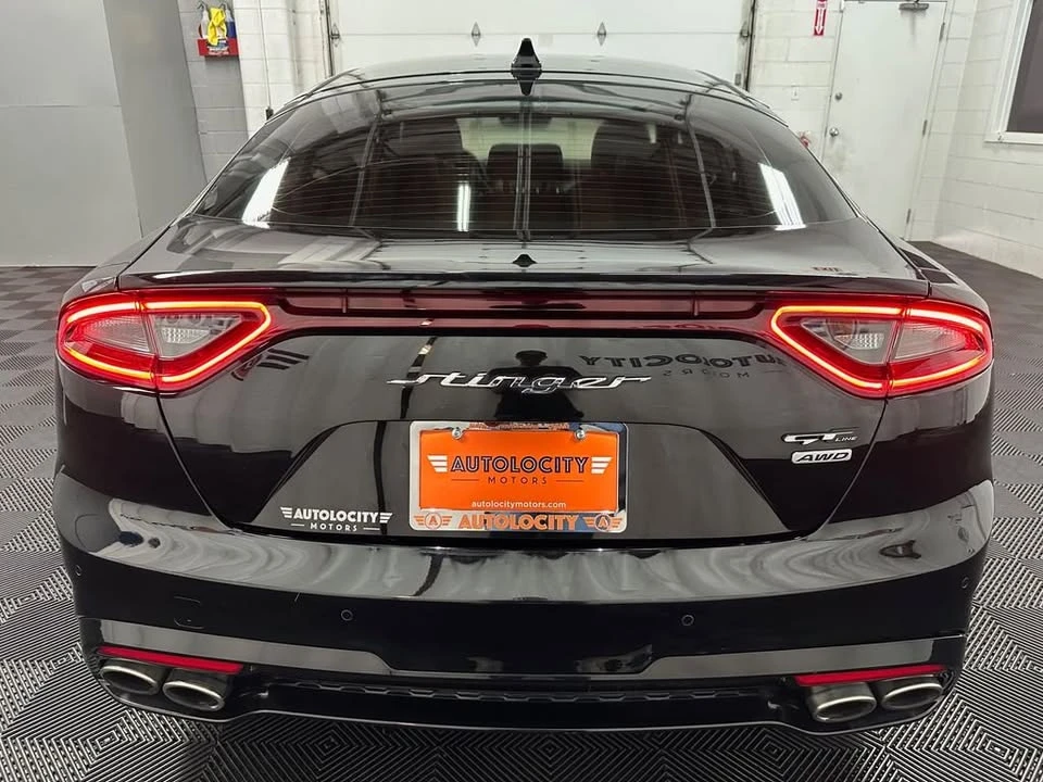 2020 Kia Stinger GT - Image 11 of 20