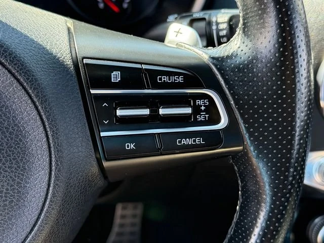 2020 Kia Stinger - Image 14 of 18
