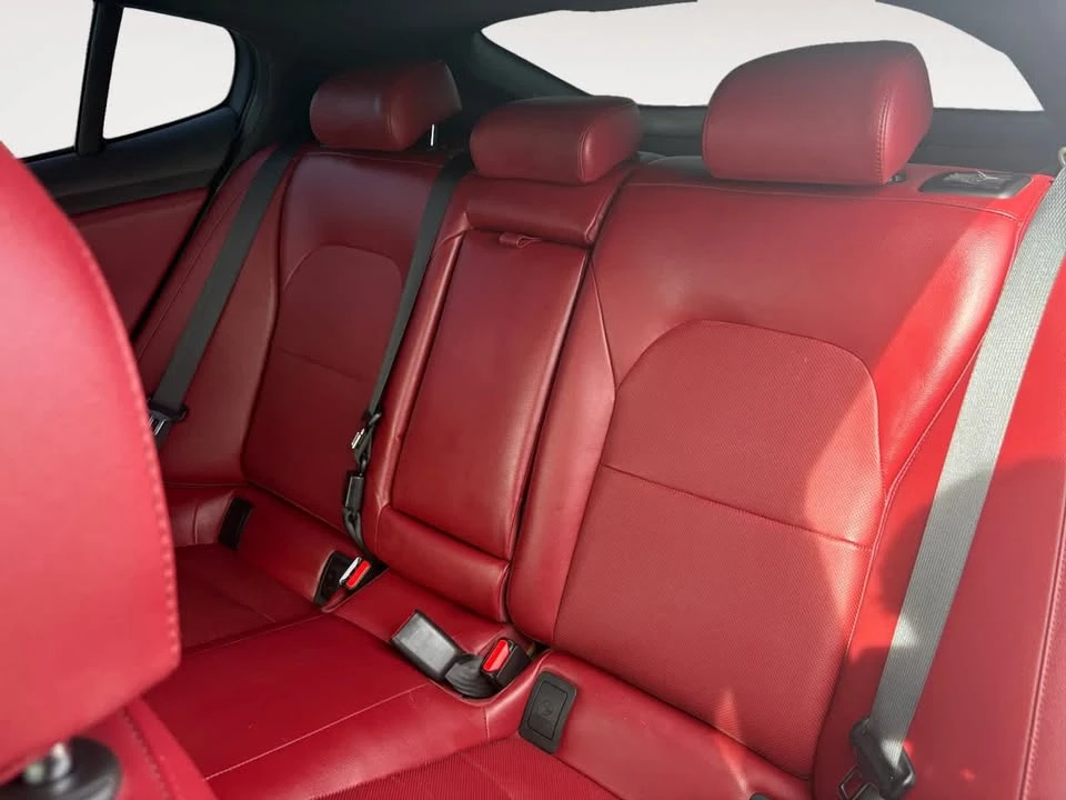 2020 Kia Stinger GT - Image 13 of 15