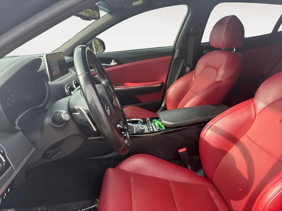 2020 Kia Stinger GT - Image 9 of 15