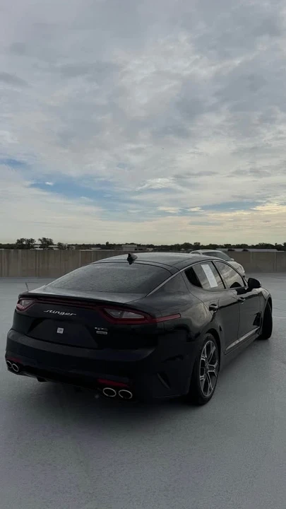 2020 Kia Stinger - Image 6 of 15